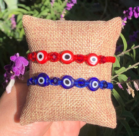 3 Ojitos Bracelet