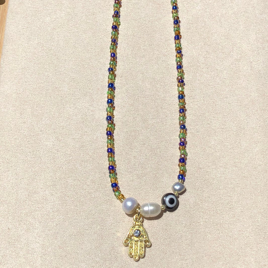 Pearls Hamsa